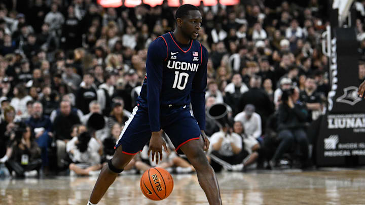 Mar 1, 2025; Providence, Rhode Island, USA; Connecticut Huskies guard Hassan Diarra (10) dribbles against the Providence Friars during the first half at Amica Mutual Pavilion. Mandatory Credit: Eric Canha-Imagn Images Mar 1, 2025; Providence, Rhode Island, USA; Connecticut Huskies guard Hassan Diarra (10) dribbles against the Providence Friars during the first half at Amica Mutual Pavilion. Mandatory Credit: Eric Canha-Imagn Images