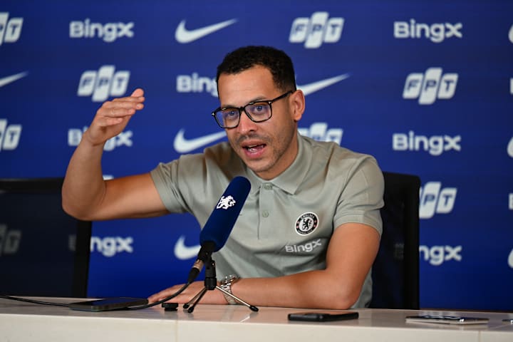 Liam Rosenior addressing the media.