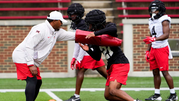 Cincinnati Bearcats defensive back Kalen Carroll (21) participates in drills during football practice, Wednesday, July 31, 2024, at Nippert Stadium in Cincinnati.