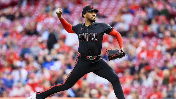 May 23, 2025; Cincinnati, Ohio, USA; Cincinnati Reds starting pitcher Hunter Greene (21) pitches against the Chicago Cubs in the first inning at Great American Ball Park. Mandatory Credit: Katie Stratman-Imagn Images