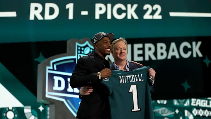 Quinyon Mitchell, Roger Goodell, Philadelphia Eagles