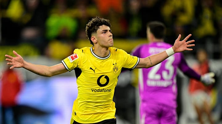 FBL-GER-BUNDESLIGA-DORTMUND-FRANKFURT