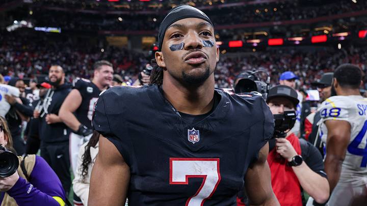 Atlanta Falcons running back Bijan Robinson (7) celebrates after a victory over the Los Angeles Rams at Mercedes-Benz Stadium. Mandatory Credit: Brett Davis-Imagn Images