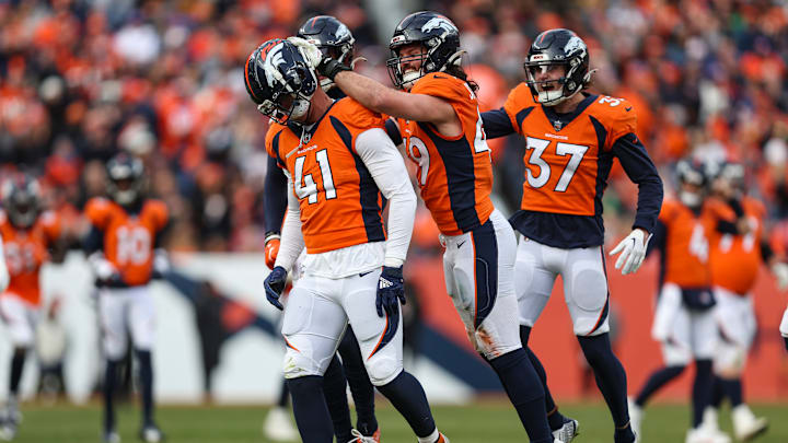 Los Angeles Chargers v Denver Broncos
