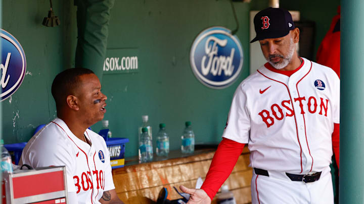 Alex Cora y Rafael Devers ya no tienen relación 