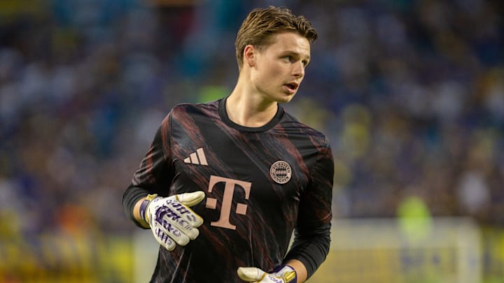 Jonas Urbig darf nun zweimal in Folge das Bayern-Tor hüten