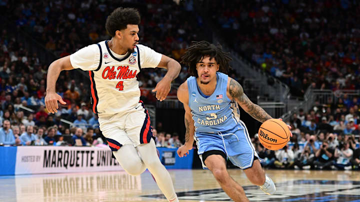 North Carolina Tar Heels guard Elliot Cadeau (3)  Mandatory Credit: Benny Sieu-Imagn Images