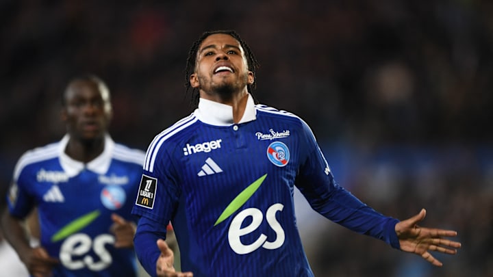 TOPSHOT-FBL-FRA-LIGUE1-STRASBOURG-LILLE