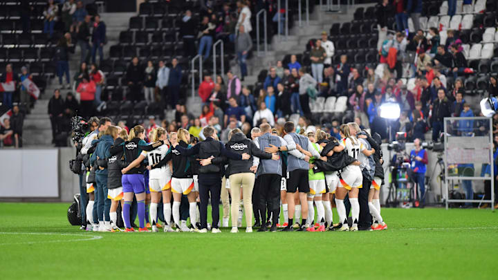 Nicht alle Spielerinnen werden im Olympia-Kader einen Platz finden. Nicht alle Spielerinnen werden im Olympia-Kader einen Platz finden.