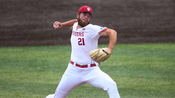 Indiana's Jacob Vogel (21) pitches during a NCAA Baseball Tournament Knoxville Regional game at Lindsey Nelson Stadium on Sunday, June 2, 2024 in Knoxville, Tenn.