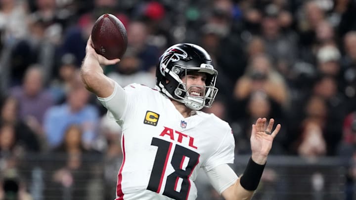 Dec 16, 2024; Paradise, Nevada, USA; Atlanta Falcons quarterback Kirk Cousins (18) throws the ball against the Las Vegas Raiders in the first half at Allegiant Stadium. Mandatory Credit: Kirby Lee-Imagn Images