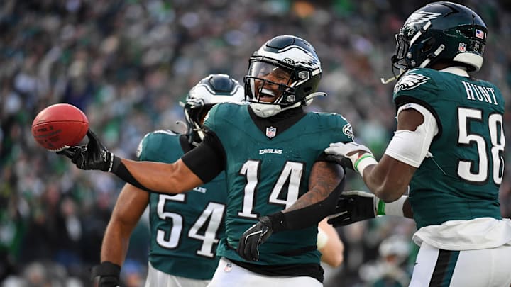 Jan 26, 2025; Philadelphia, PA, USA; Philadelphia Eagles running back Kenneth Gainwell (14) celebrates after a fumble recovery during the first half in the NFC Championship game at Lincoln Financial Field. Mandatory Credit: Eric Hartline-Imagn Images Jan 26, 2025; Philadelphia, PA, USA; Philadelphia Eagles running back Kenneth Gainwell (14) celebrates after a fumble recovery during the first half in the NFC Championship game at Lincoln Financial Field. Mandatory Credit: Eric Hartline-Imagn Images