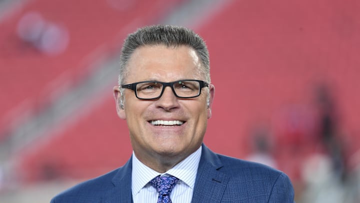 Jan 19, 2020; Santa Clara, CA USA; Howie Long before the NFC Championship Game between the San Francisco 49ers and Green Bay Packers at Levin's Stadium. Mandatory Credit: Kirby Lee-Imagn Images Jan 19, 2020; Santa Clara, CA USA; Howie Long before the NFC Championship Game between the San Francisco 49ers and Green Bay Packers at Levin's Stadium. Mandatory Credit: Kirby Lee-Imagn Images