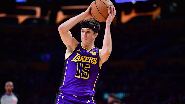 The Lakers are heavily favored at home on Thursday night.