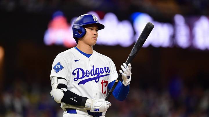 May 29, 2026; Los Angeles, California, USA; Los Angeles Dodgers designated hitter Shohei Ohtani (17) before hitting against the Philadelphia Phillies during the eighth inning at Dodger Stadium. Mandatory Credit: Gary A. Vasquez-Imagn Images May 29, 2026; Los Angeles, California, USA; Los Angeles Dodgers designated hitter Shohei Ohtani (17) before hitting against the Philadelphia Phillies during the eighth inning at Dodger Stadium. Mandatory Credit: Gary A. Vasquez-Imagn Images
