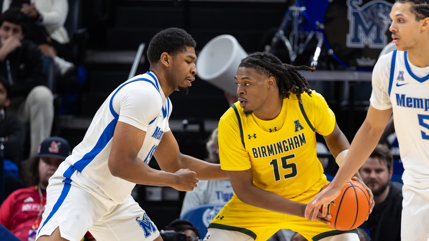 Syracuse basketball showing interest in UAB transfer forward who is strong on the glass