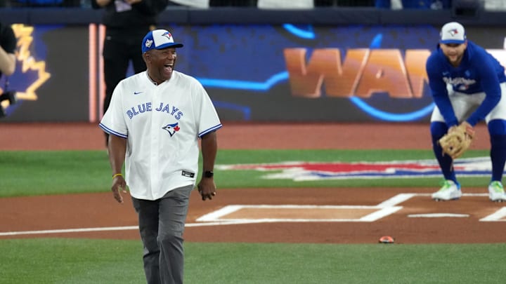 Oct 25, 2025; Toronto, Ontario, CAN; Toronto Blue Jays former player Joe Carter looks on from the mound before throwing the ceremonial first pitch during game two of the 2025 MLB World Series between the Toronto Blue Jays and the Los Angeles Dodgers at Rogers Centre. Mandatory Credit: Nick Turchiaro-Imagn Images Oct 25, 2025; Toronto, Ontario, CAN; Toronto Blue Jays former player Joe Carter looks on from the mound before throwing the ceremonial first pitch during game two of the 2025 MLB World Series between the Toronto Blue Jays and the Los Angeles Dodgers at Rogers Centre. Mandatory Credit: Nick Turchiaro-Imagn Images
