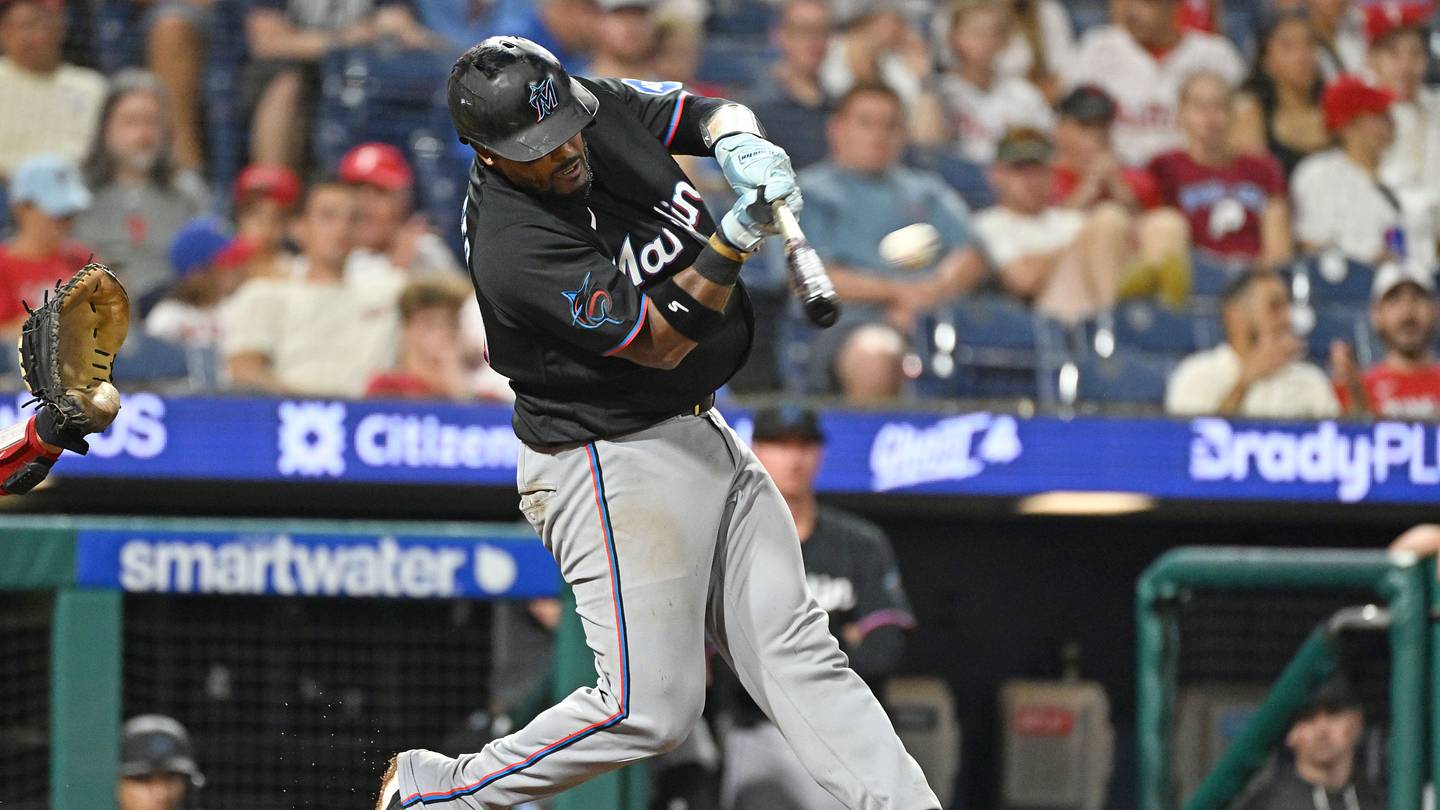 Marlins Catcher's Only 2 MLB Home Runs Have Something Bizarre in Common