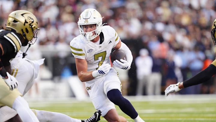 Aug 29, 2025; Boulder, Colorado, USA; Georgia Tech Yellow Jackets wide receiver Bailey Stockton (7) carries the ball in the second quarter against the Colorado Buffaloes at Folsom Field. Mandatory Credit: Ron Chenoy-Imagn Images Aug 29, 2025; Boulder, Colorado, USA; Georgia Tech Yellow Jackets wide receiver Bailey Stockton (7) carries the ball in the second quarter against the Colorado Buffaloes at Folsom Field. Mandatory Credit: Ron Chenoy-Imagn Images