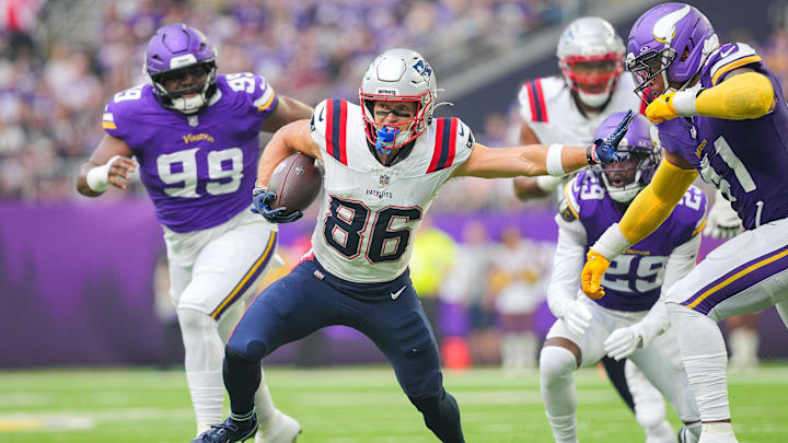 Aug 16, 2025; Minneapolis, Minnesota, USA; New England Patriots wide receiver Efton Chism III (86) runs after the catch against the Minnesota Vikings in the second quarter at U.S. Bank Stadium. Mandatory Credit: Brad Rempel-Imagn Images