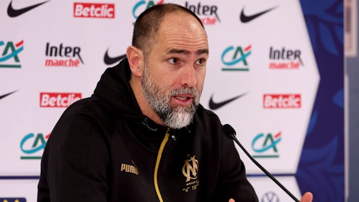 Tudor répond à Longoria en conférence de presse