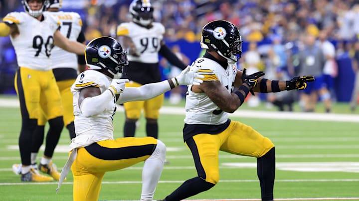 Pittsburgh Steelers v Indianapolis Colts