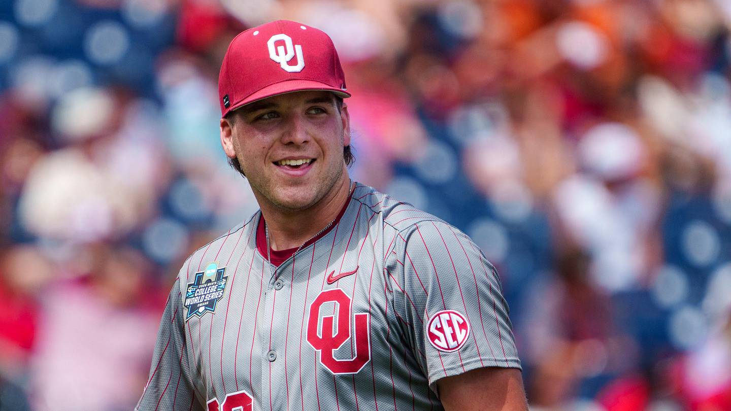 Oklahoma Rides Freshman Cord Rager to Easy CWS Victory Over Alabama