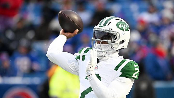 Jan 4, 2026; Orchard Park, New York, USA; New York Jets quarterback Tyrod Taylor (2) warms up before the game against the Buffalo Bills at Highmark Stadium. Mandatory Credit: Mark Konezny-Imagn Images