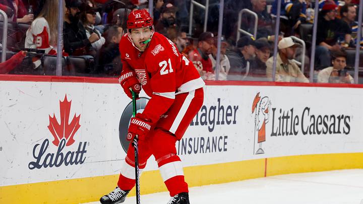 Oct 25, 2025; Detroit, Michigan, USA; Detroit Red Wings left wing James van Riemsdyk (21) skates with the puck in the second period against the St. Louis Blues at Little Caesars Arena. Mandatory Credit: Rick Osentoski-Imagn Images Oct 25, 2025; Detroit, Michigan, USA; Detroit Red Wings left wing James van Riemsdyk (21) skates with the puck in the second period against the St. Louis Blues at Little Caesars Arena. Mandatory Credit: Rick Osentoski-Imagn Images
