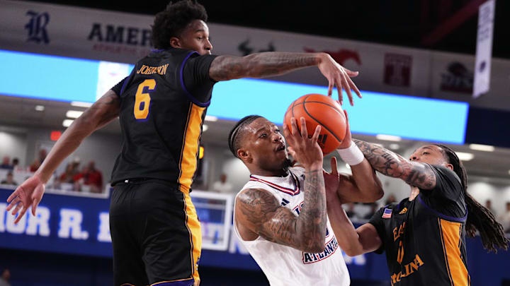 Jan 2, 2024; Boca Raton, Florida, USA; Florida Atlantic Owls guard Alijah Martin (15) shoots against
