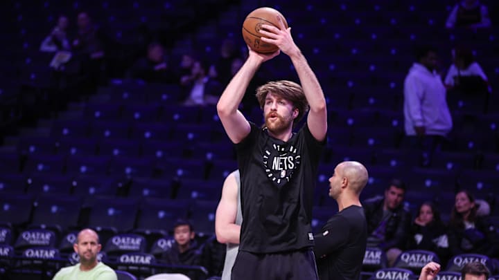 Apr 8, 2025; Brooklyn, New York, USA; Brooklyn Nets forward Drew Timme (26) warms up prior to the game against the New Orleans Pelicans at Barclays Center. Mandatory Credit: Wendell Cruz-Imagn Images Apr 8, 2025; Brooklyn, New York, USA; Brooklyn Nets forward Drew Timme (26) warms up prior to the game against the New Orleans Pelicans at Barclays Center. Mandatory Credit: Wendell Cruz-Imagn Images