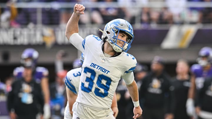 Detroit Lions place kicker Jake Bates (39). Detroit Lions place kicker Jake Bates (39).
