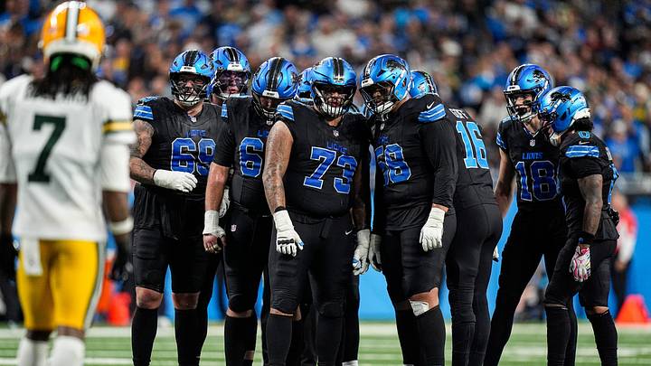 Detroit Lions offensive line get ready for a play against Green Bay Packers during the second half at Ford Field in Detroit on Sunday, Oct. 25, 2026.