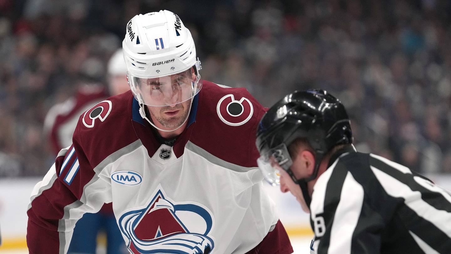 Brock Nelson Chooses Avalanche, Faces Free Agency Dilemma