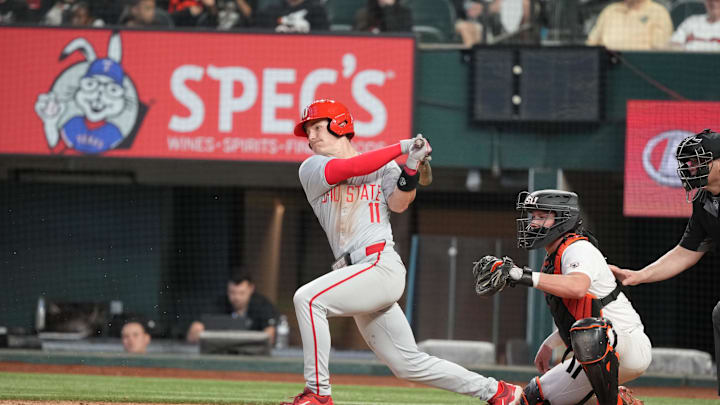 Mar 2, 2025; Arlington, TX, USA; Ohio State plays Oregon State during the Amegy Bank College Baseball Series presented by Kubota Weekend 3 at Globe Life Field. Mandatory Credit: Jim Cowsert-Imagn Images