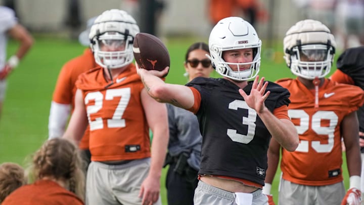 Quinn Ewers, Texas football