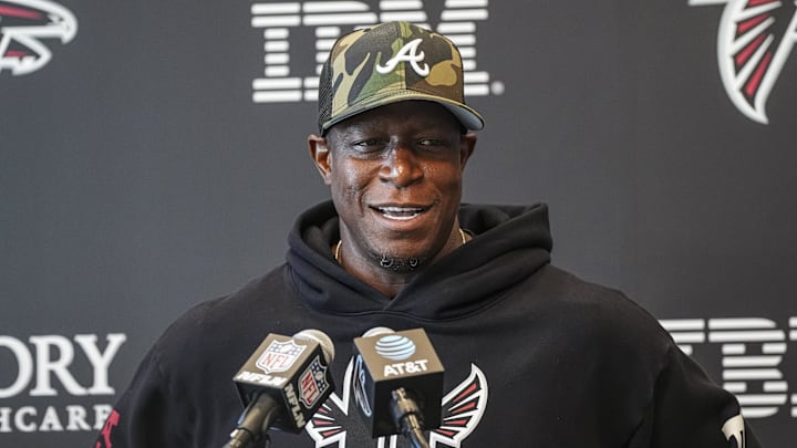 Jul 29, 2025; Atlanta, GA, USA; Atlanta Falcons head coach Raheem Morris meets with the press prior to practice at training camp at IBM Performance Field. Mandatory Credit: Dale Zanine-Imagn Images