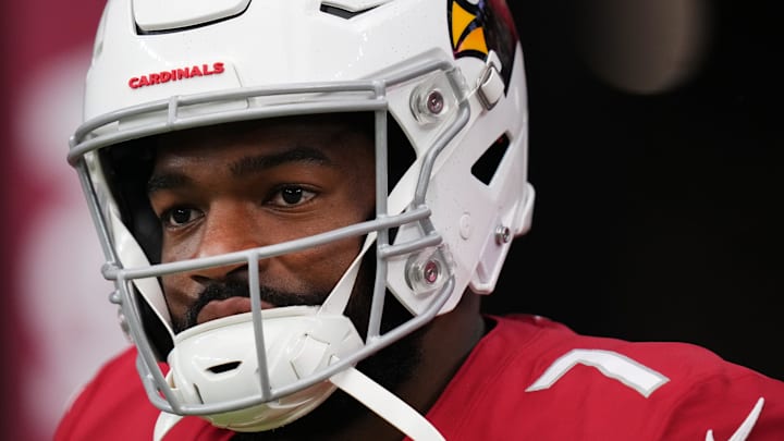 Arizona Cardinals quarterback Jacoby Brissett (7) takes the field before they play against the Green Bay Packers at State Farm Stadium in Glendale on Oct. 19, 2025.