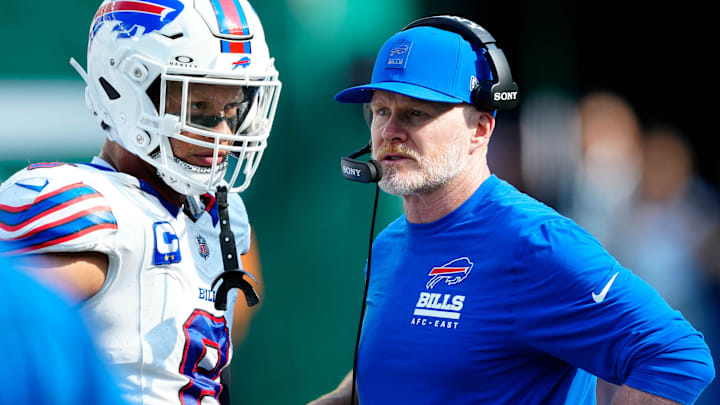 Buffalo Bills head coach Sean McDermott and linebacker Terrel Bernard.
