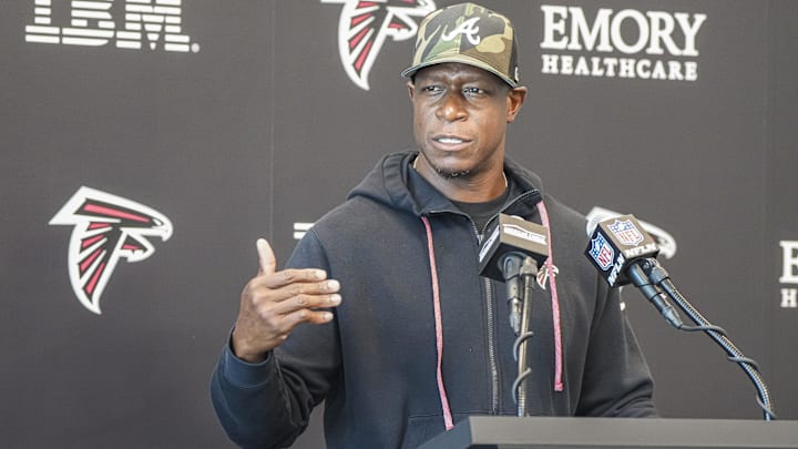 Atlanta Falcons head coach Raheem Morris