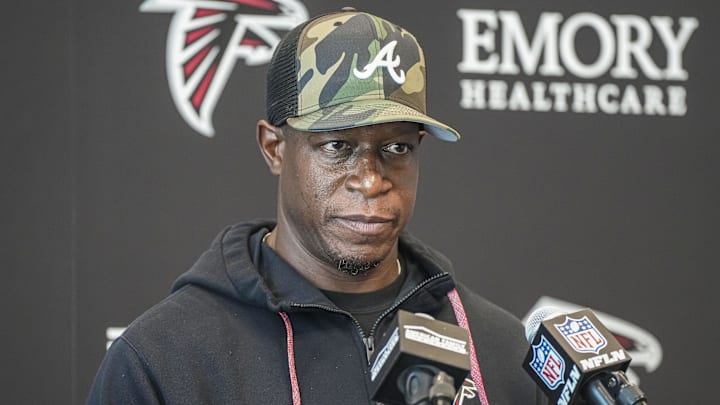 Atlanta Falcons head coach Raheem Morris