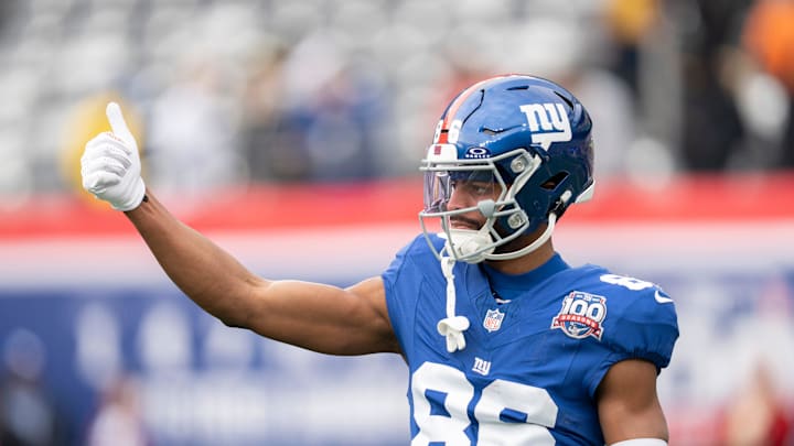 New York Giants wide receiver Darius Slayton (86) gestures during warm ups before a game between New York Giants and Indianapolis Colts at MetLife Stadium on Sunday, Dec. 29, 2024.