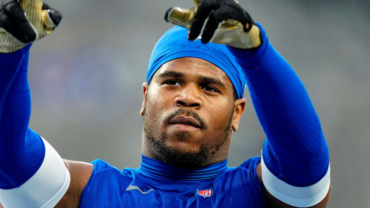 New York Giants linebacker Abdul Carter (51)l recognizes fans as he pauses during pregame practice, Thursday, August 21, 2025, in East Rutherford. New York Giants linebacker Abdul Carter (51)l recognizes fans as he pauses during pregame practice, Thursday, August 21, 2025, in East Rutherford.