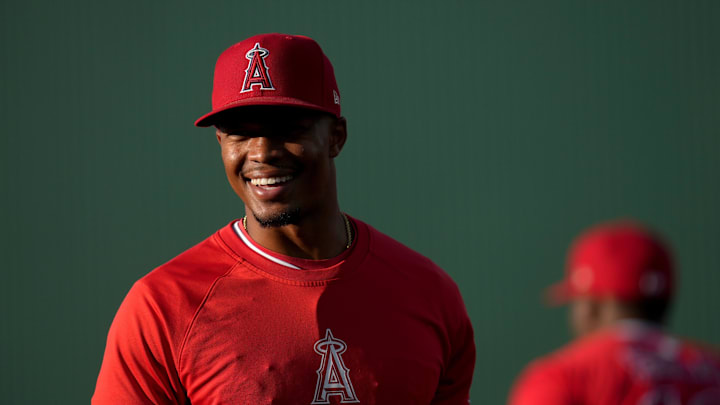 May 21, 2025; West Sacramento, California, USA; Los Angeles Angels infielder Kyren Paris (19) walks toward the dugout before a game against the Athletics at Sutter Health Park. Mandatory Credit: Cary Edmondson-Imagn Images May 21, 2025; West Sacramento, California, USA; Los Angeles Angels infielder Kyren Paris (19) walks toward the dugout before a game against the Athletics at Sutter Health Park. Mandatory Credit: Cary Edmondson-Imagn Images
