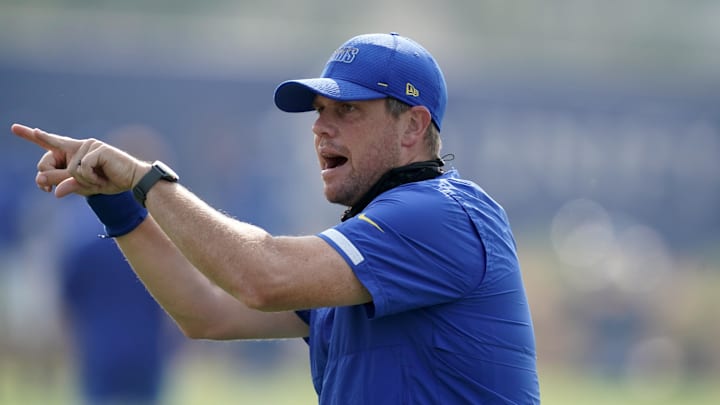 Aug 21, 2020; Thousand Oaks, CA, USA; Los Angeles Rams pass game coordinator Shane Waldron gestures during training camp at Cal Lutheran University. Mandatory Credit: Kirby Lee-Imagn Images Aug 21, 2020; Thousand Oaks, CA, USA; Los Angeles Rams pass game coordinator Shane Waldron gestures during training camp at Cal Lutheran University. Mandatory Credit: Kirby Lee-Imagn Images