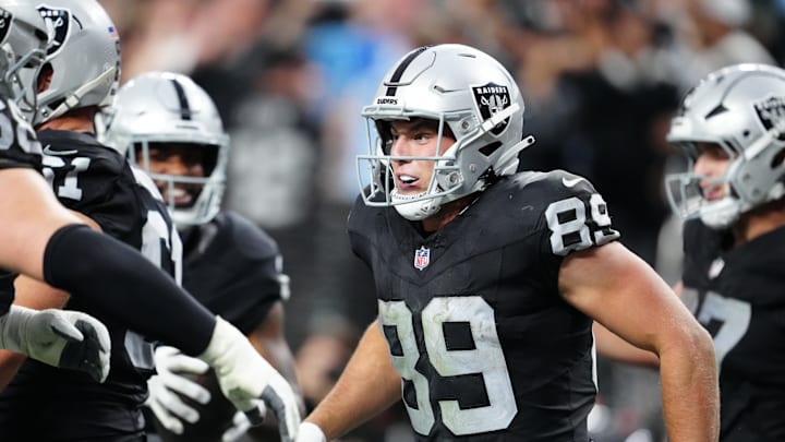 Brock Bowers could see an increased workload in Week 10.