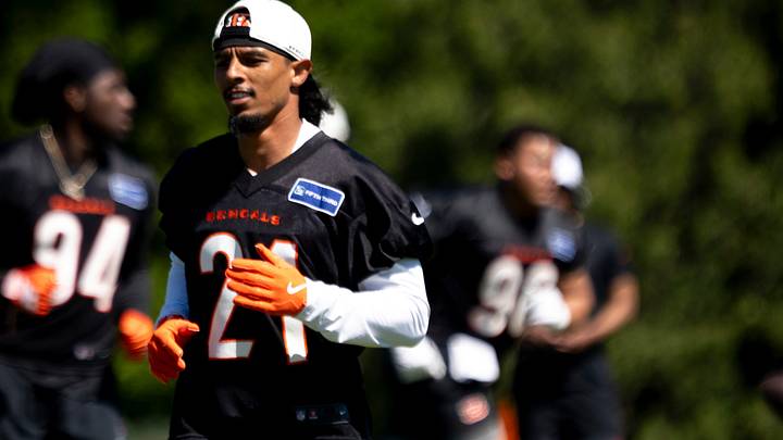 Cincinnati Bengals cornerback Bralyn Lux (21) runs during a practice session at the Kettering Health Practice Fields in Cincinnati on Tuesday, May 12, 2026.
