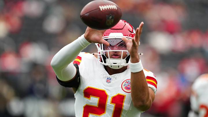 Jan 4, 2026; Paradise, Nevada, USA; Kansas City Chiefs safety Jaden Hicks (21) warms up before a game against the Las Vegas Raiders at Allegiant Stadium. Mandatory Credit: Stephen R. Sylvanie-Imagn Images