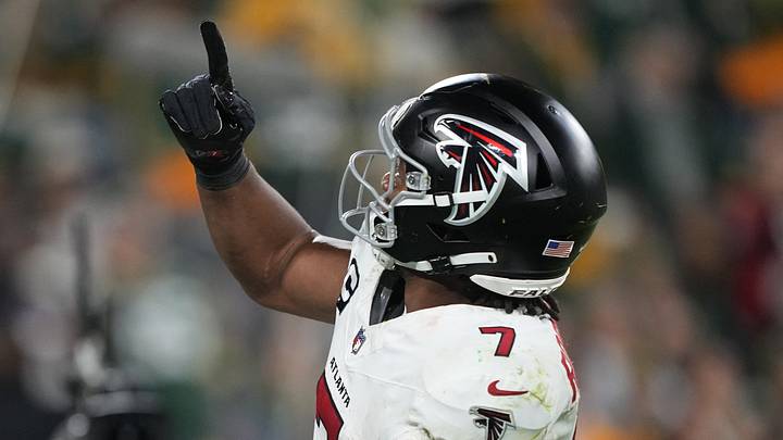 Atlanta Falcons running back Bijan Robinson