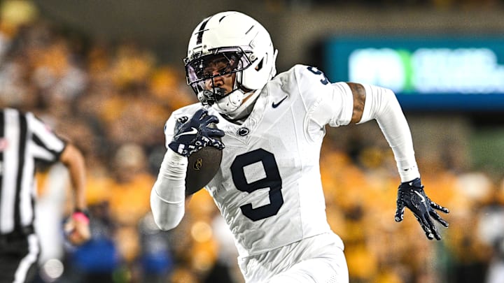 Penn State transfer Elliot Washington II had the best day of Wednesday's spring practice, according to the defensive ends. 